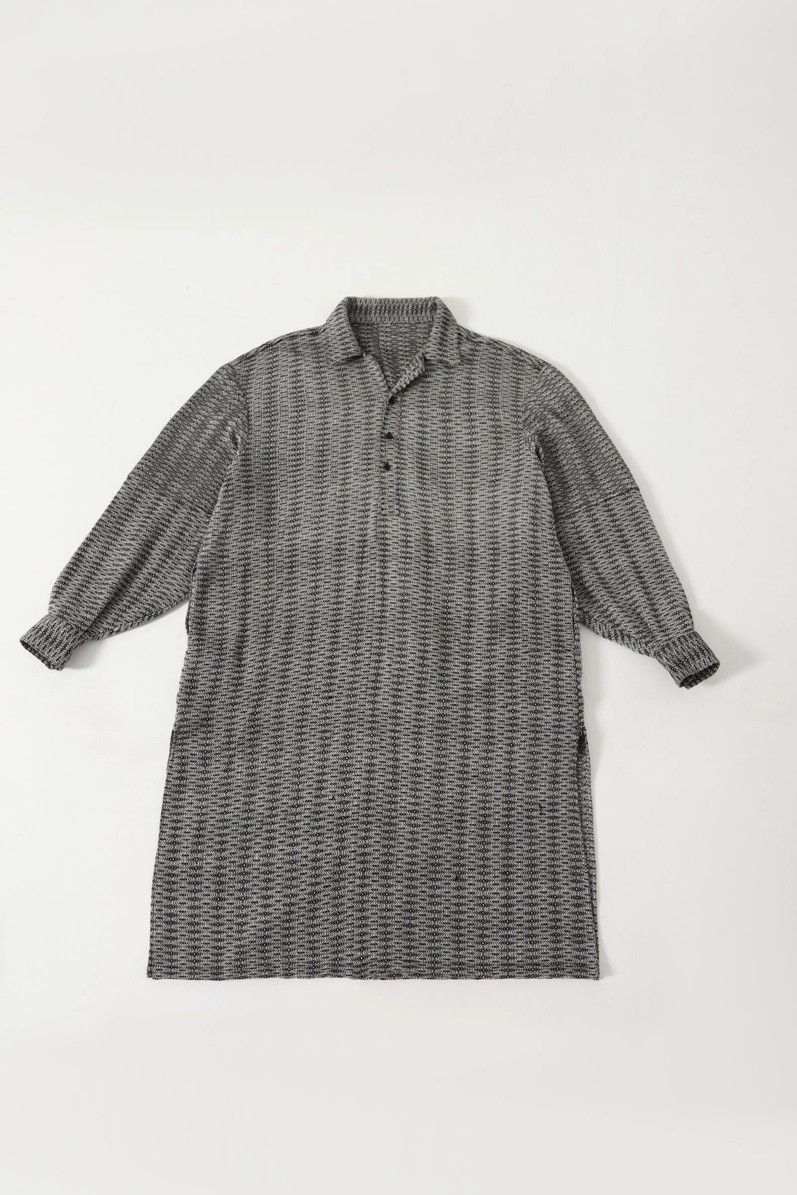 GREY HANDWOVEN KAMEEZ (LONG SHIRT)