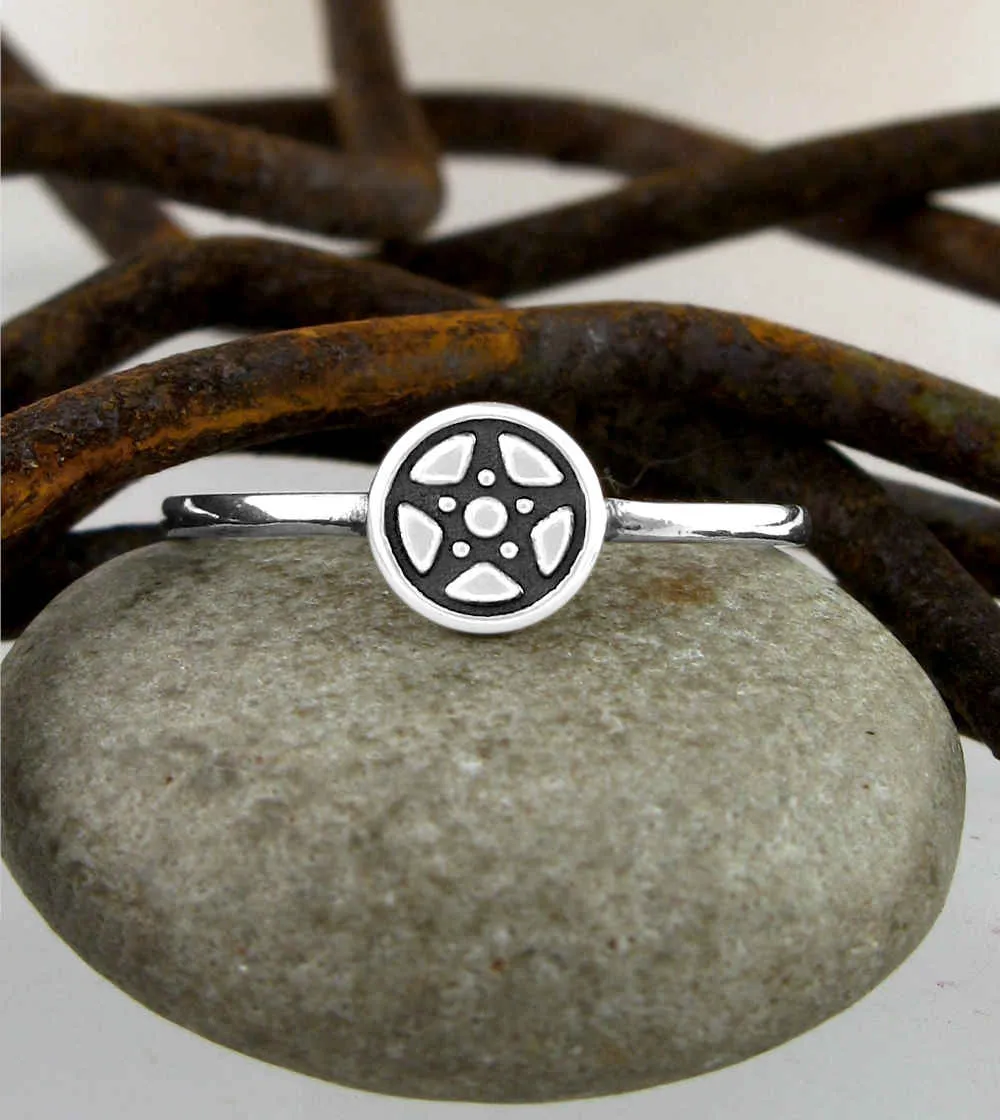 Small Pentagram Symbol Disk Ring